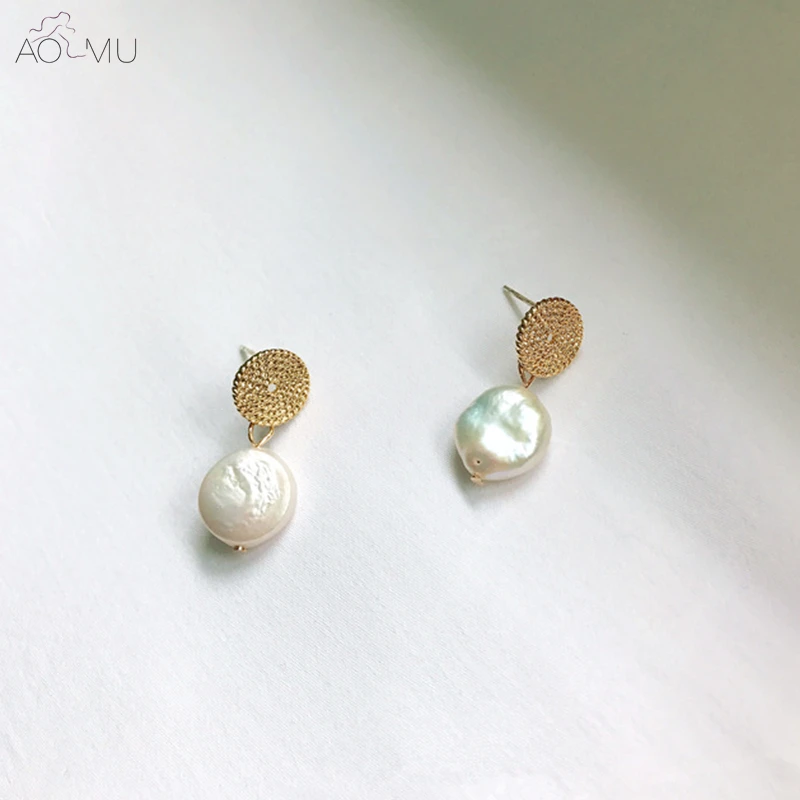 AOMU Korea Vintage S925 Sterling Silver Pin Irregular Freshwater Pearl Geometric Circle Gold Metal Long Drop Earrings for Women
AOMU Korea Vintage S925 Sterling Silver Pin Irregular Freshwater Pearl Geometric Circle Gold Metal Long Drop Earrings for Women