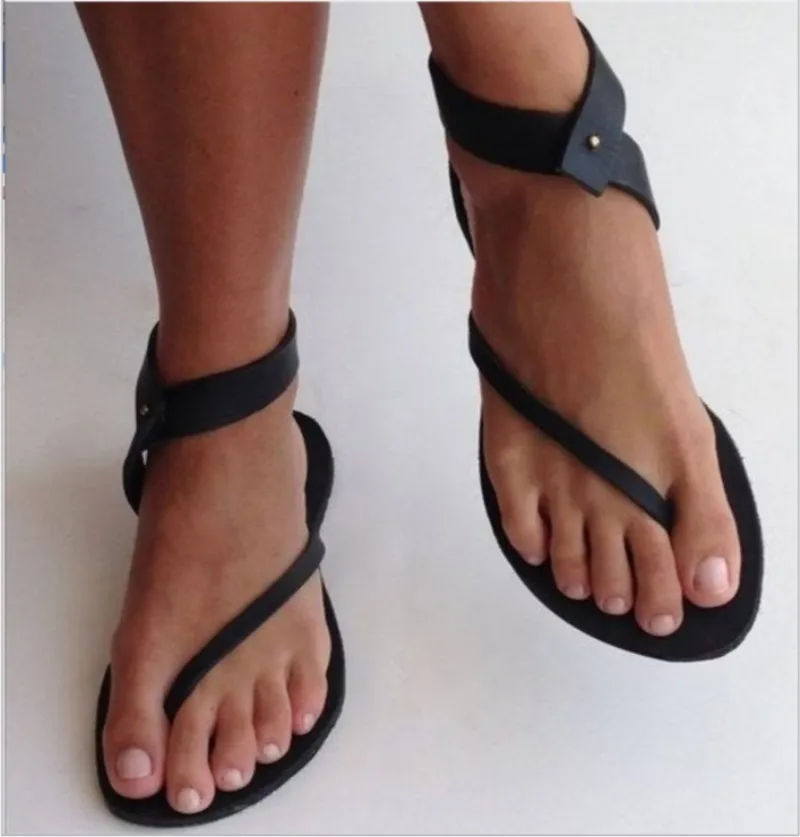 NAUSK2019 fashion women sandals flat jelly shoes bow V flip flops stud beach shoes summer rivets slippers Thong sandals nude
NAUSK2019 fashion women sandals flat jelly shoes bow V flip flops stud beach shoes summer rivets slippers Thong sandals nude