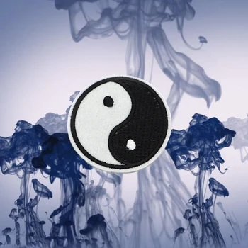 300pcs/lot Small Yin Yang Iron On Patch Embroidery Sewing DIY Customise Denim Cotton Hippy Spiritual '90s Rave Vintage SC3330
300pcs/lot Small Yin Yang Iron On Patch Embroidery Sewing DIY Customise Denim Cotton Hippy Spiritual '90s Rave Vintage SC3330