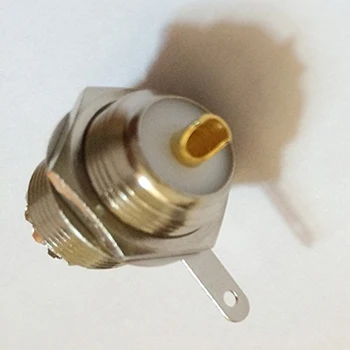 ALLISHOP High-frequency UHF Female Bulkhead socket SL16 female socket with screw washer fixed radios fixed female plug
ALLISHOP High-frequency UHF Female Bulkhead socket SL16 female socket with screw washer fixed radios fixed female plug