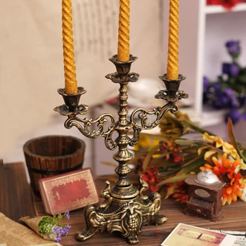 European Vintage Gold Home Decor Desk Top Cast Iron Sticker Candle Holder with Three Cups Retro Metal Pillar Wedding Centerpiece
European Vintage Gold Home Decor Desk Top Cast Iron Sticker Candle Holder with Three Cups Retro Metal Pillar Wedding Centerpiece