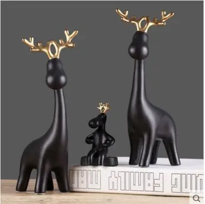 The family of three deer Decoration Nordic modern soft ornaments Creative living room wine cabinet ornaments TV cabinet Decorati
The family of three deer Decoration Nordic modern soft ornaments Creative living room wine cabinet ornaments TV cabinet Decorati
