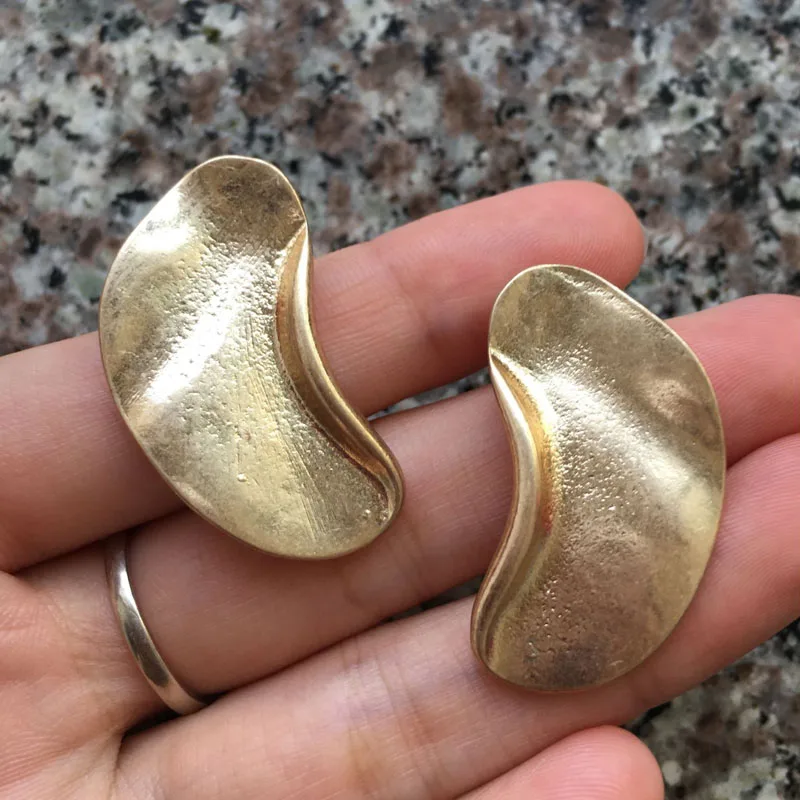 Punk Vintage Gold Half Moon Shape Stud Earrings for Women Fashion Minimalist Ear Accessories pendientes mujer moda 2018
Punk Vintage Gold Half Moon Shape Stud Earrings for Women Fashion Minimalist Ear Accessories pendientes mujer moda 2018