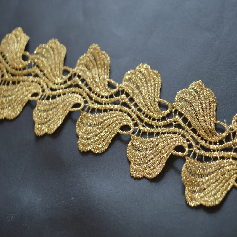 3yds/lot golden lace fabric 8.5cm wide Wedding Dress Symmetrical gold leaf Gold Thread Embroidery Lace Accessories Trim 2018201
3yds/lot golden lace fabric 8.5cm wide Wedding Dress Symmetrical gold leaf Gold Thread Embroidery Lace Accessories Trim 2018201