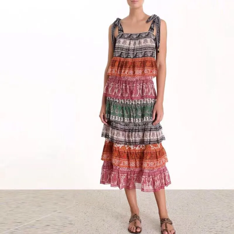 2019 new arrive spaghetti strap women beach dress bohemian floral print midi dress high quality
2019 new arrive spaghetti strap women beach dress bohemian floral print midi dress high quality