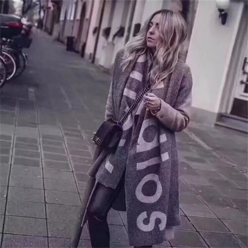 New Scarf for Autumn and Winter in America in 2018,Foreign Trade Pure Color Letter Logo Scarf,Cashmere-like couple Scarf Shawl
New Scarf for Autumn and Winter in America in 2018,Foreign Trade Pure Color Letter Logo Scarf,Cashmere-like couple Scarf Shawl
