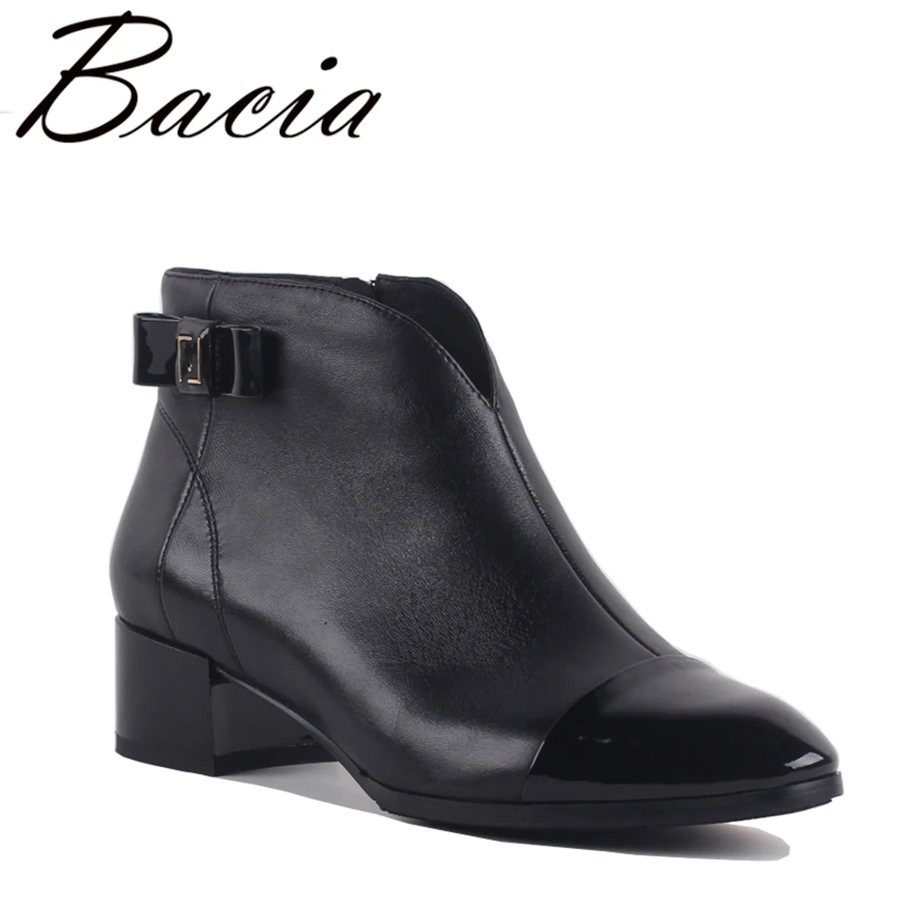 Bacia New Women High Heels Ankle Boots Genuine Leather Shoes Short Plush Inside ,Complimentary high quality silk stockings
Bacia New Women High Heels Ankle Boots Genuine Leather Shoes Short Plush Inside ,Complimentary high quality silk stockings