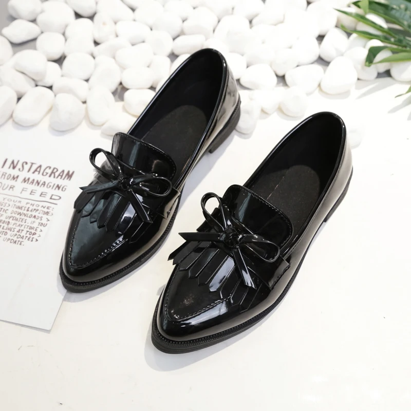 2019 Brand Shoes Woman Casual Tassel Bow Pointed Toe Black Oxford Shoes for Women Flats Comfortable Slip on Women Shoes 
2019 Brand Shoes Woman Casual Tassel Bow Pointed Toe Black Oxford Shoes for Women Flats Comfortable Slip on Women Shoes