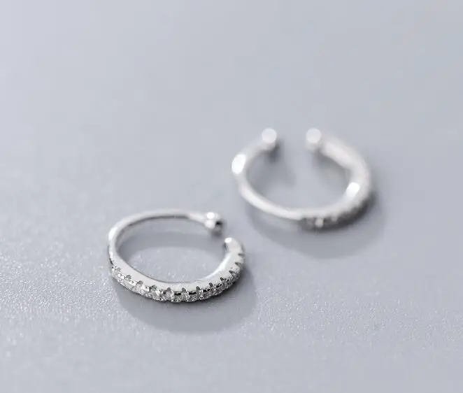 (No pierced) 11mm THHIN 1pair Real. 925 Sterling Silver jewelry Lucky Round White CZ Set Clip Earrings Geomeric jewelry GTLE2582
(No pierced) 11mm THHIN 1pair Real. 925 Sterling Silver jewelry Lucky Round White CZ Set Clip Earrings Geomeric jewelry GTLE2582