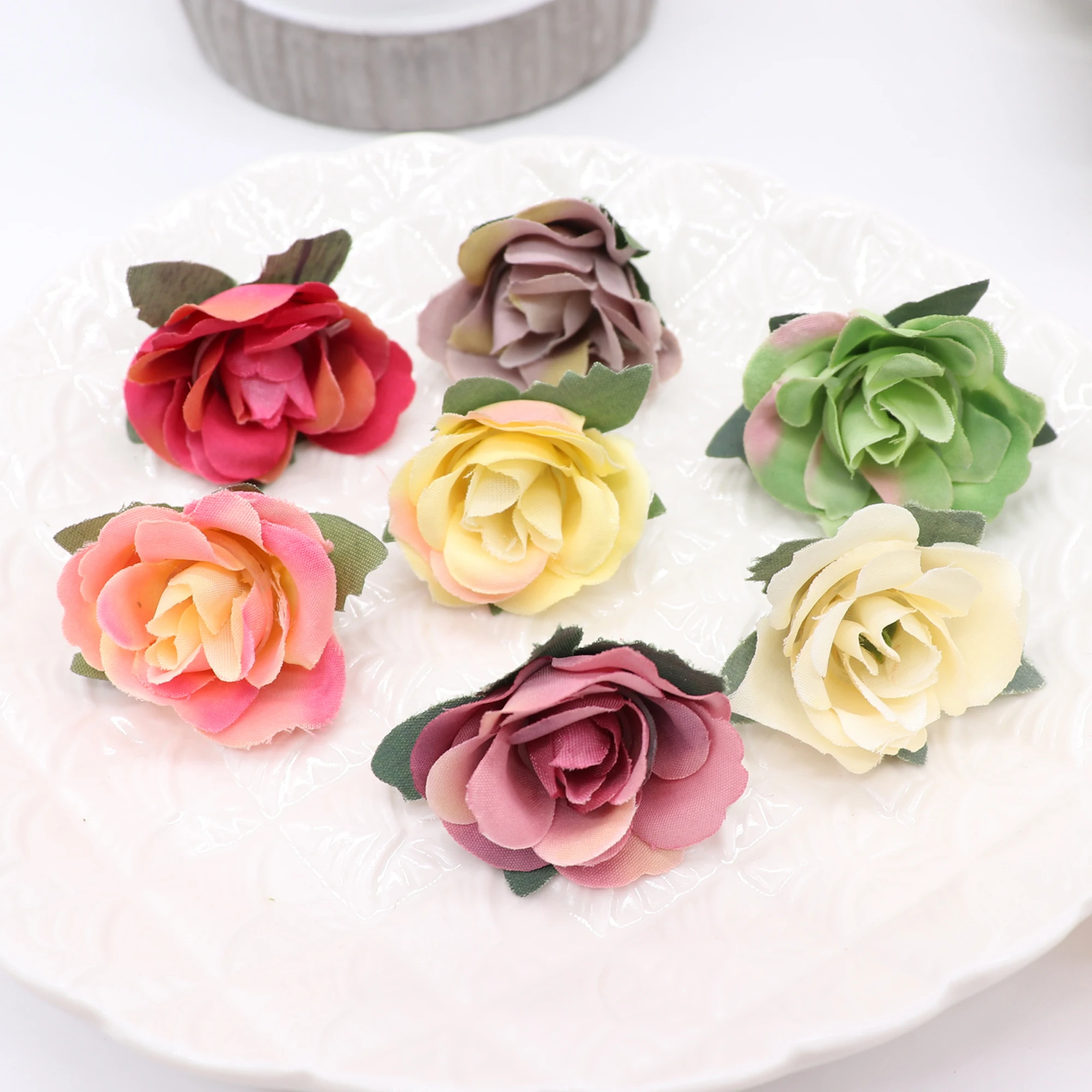 10pcs/lot 3.5cm mini silk rose head artificial flowers wedding home decoration DIY flower wall scrapbook gift box craft flowers
10pcs/lot 3.5cm mini silk rose head artificial flowers wedding home decoration DIY flower wall scrapbook gift box craft flowers