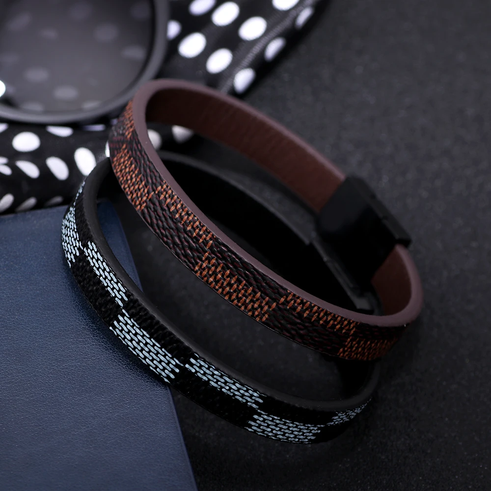 Vintage Handmade Cross Wide Cuff Bracelets Stainless Steel Magnetic Men Women Genuine Leather Sporty Charm Bangles
Vintage Handmade Cross Wide Cuff Bracelets Stainless Steel Magnetic Men Women Genuine Leather Sporty Charm Bangles