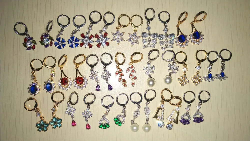 10 pcs/Lot Dangle Earrings for Womens and Girls Shiny Cubic Zirconia Drop Earrings Elegant Lovely Gold Silver Jewelry Wholesale
10 pcs/Lot Dangle Earrings for Womens and Girls Shiny Cubic Zirconia Drop Earrings Elegant Lovely Gold Silver Jewelry Wholesale