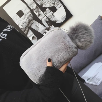 Autumn Fashion New Womne Handbags High quality Rabbit Fur Soft Plush Female Shoulder bag Sweet Lady Hair ball Messenger bag
Autumn Fashion New Womne Handbags High quality Rabbit Fur Soft Plush Female Shoulder bag Sweet Lady Hair ball Messenger bag