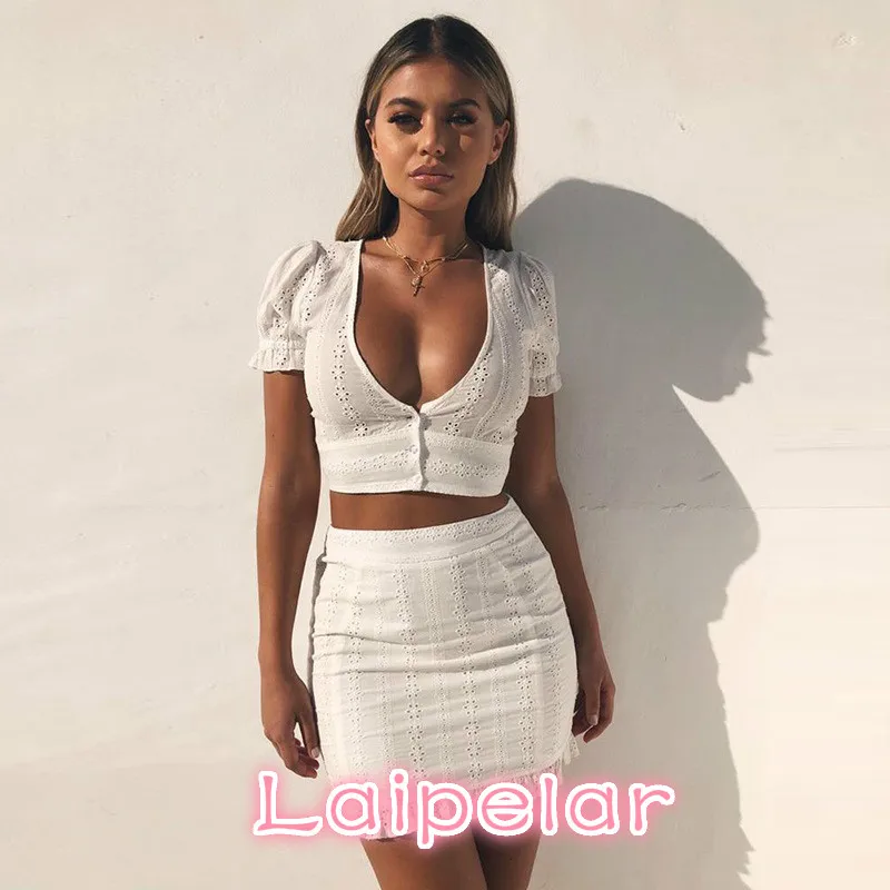 Women Sets Cropped Top And Bodycon Skirts Bandage Women Suits 2018 Summer Button Embroidered V Neck White Laipelar
Women Sets Cropped Top And Bodycon Skirts Bandage Women Suits 2018 Summer Button Embroidered V Neck White Laipelar
