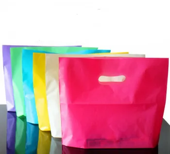 500pcs Small Plastic Bag Purple red Jewelry Boutique Gift Bag With Handle Plastic Shopping Bag And gift Packaging bag
500pcs Small Plastic Bag Purple red Jewelry Boutique Gift Bag With Handle Plastic Shopping Bag And gift Packaging bag