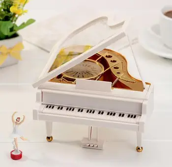Dancing lilliputian piano music box music box girl student gift table set
Dancing lilliputian piano music box music box girl student gift table set