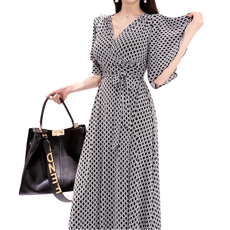 Summer 2019 Butterfly Sleeve Midi Dress Big Swing Corset Casual Plaid Dress Women with Sashes Women Clothes 2019 Korean Dresses
Summer 2019 Butterfly Sleeve Midi Dress Big Swing Corset Casual Plaid Dress Women with Sashes Women Clothes 2019 Korean Dresses