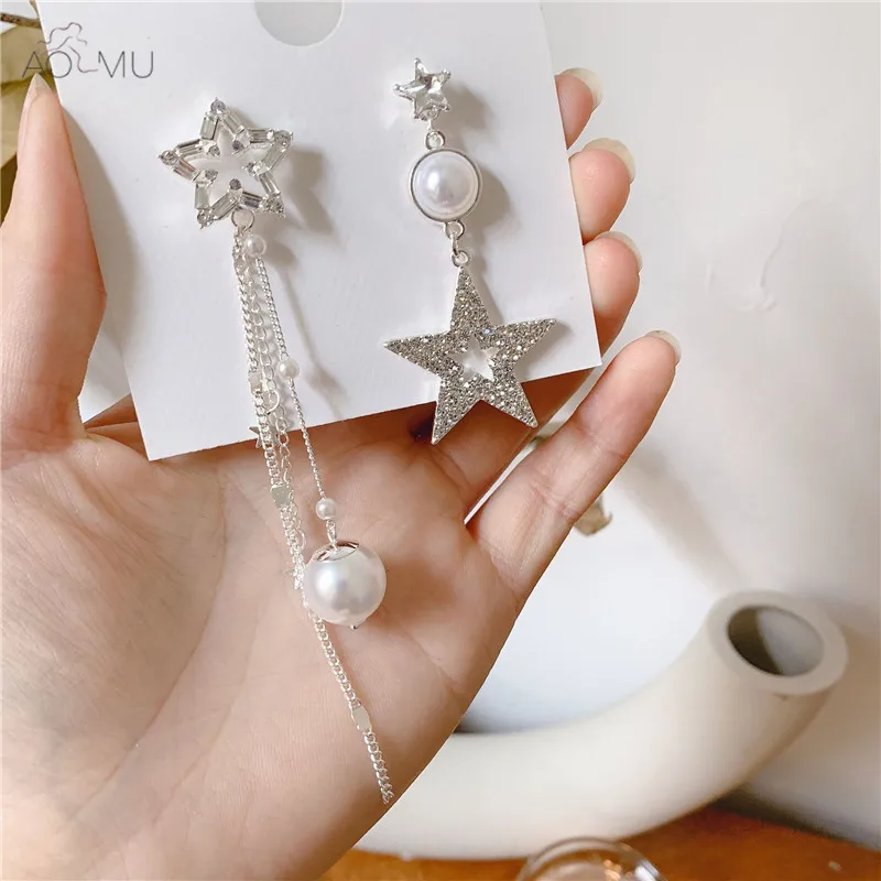 AOMU New Korean Asymmetric Design Star Pearl Crystal Silver Chain Fringe Drop Earrings for Women Gifts Party Beach Jewelry
AOMU New Korean Asymmetric Design Star Pearl Crystal Silver Chain Fringe Drop Earrings for Women Gifts Party Beach Jewelry