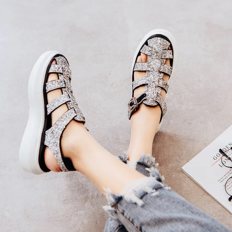 2019 summer new style simple and simple solid color hollow flat women comfortable versatile sequins decorative casual shoes
2019 summer new style simple and simple solid color hollow flat women comfortable versatile sequins decorative casual shoes
