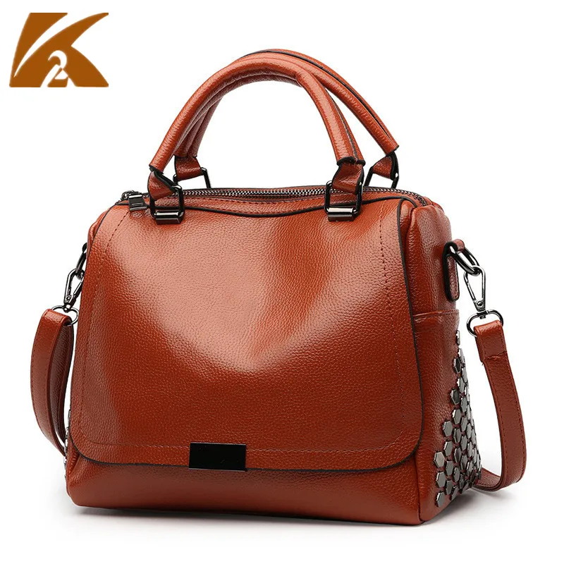 2020 Boston Fashion Tote Bags Handbags Women Famous Brand Designer Rivet Shoulder Bag Leather Cross Body Messenger Bags Bolsa
2020 Boston Fashion Tote Bags Handbags Women Famous Brand Designer Rivet Shoulder Bag Leather Cross Body Messenger Bags Bolsa