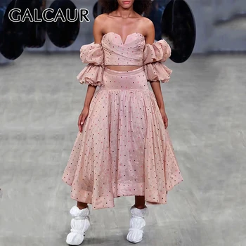GALCAUR Sexy Polka Dot Two Piece Set For Women Puff Sleeve Crop Top High Waist Midi Skirt Female 2020 Fashion Summer New
GALCAUR Sexy Polka Dot Two Piece Set For Women Puff Sleeve Crop Top High Waist Midi Skirt Female 2020 Fashion Summer New