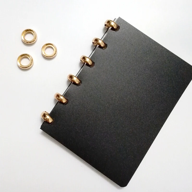 Wholesale 6pcs/lot Metal Loose Leaf Book Binder Hinged Rings Keychain Bronze Album Notebook Folder Accessories School Supplies
Wholesale 6pcs/lot Metal Loose Leaf Book Binder Hinged Rings Keychain Bronze Album Notebook Folder Accessories School Supplies
