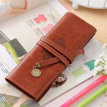 1 Pcs High Quality Retro Roll Leather Pencil Case Kawaii School Student Office Fashion Pencil Bag Stationery Supplies
1 Pcs High Quality Retro Roll Leather Pencil Case Kawaii School Student Office Fashion Pencil Bag Stationery Supplies