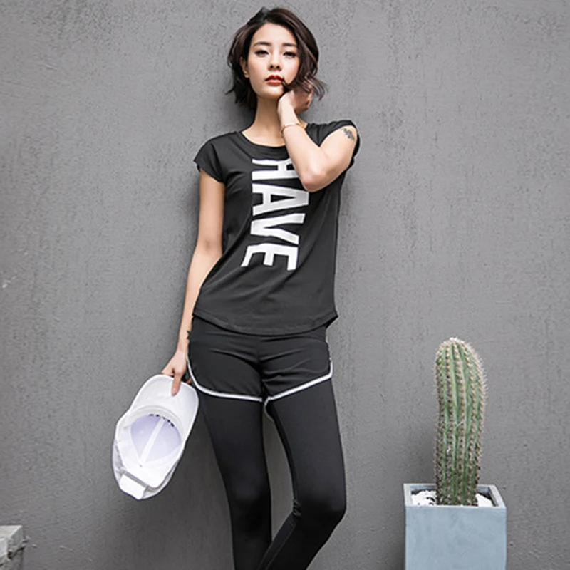 2018 Quick-drying Breathable T Shirt Women Short-sleeved Printing Luminous Fitness Running Famale T Shirt Casual Summer Top
2018 Quick-drying Breathable T Shirt Women Short-sleeved Printing Luminous Fitness Running Famale T Shirt Casual Summer Top