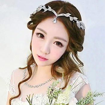 Fashion India Tiaras and Crown Women Bridal Frontlet Hairband Flower Headwear Headpiece Hair Accessories Jewelry Rhinestone Gift
Fashion India Tiaras and Crown Women Bridal Frontlet Hairband Flower Headwear Headpiece Hair Accessories Jewelry Rhinestone Gift