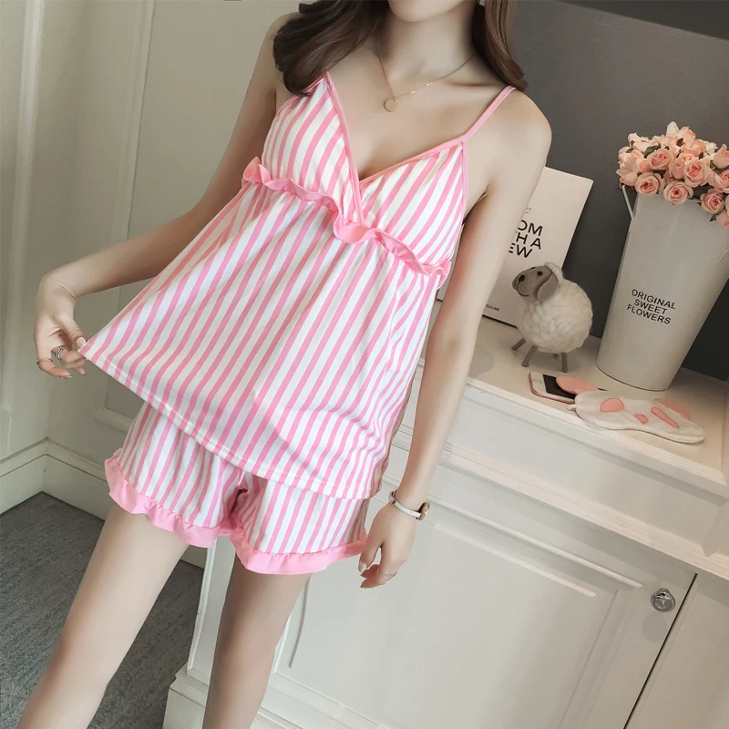 WAVMIT 2018 Women Pajamas Suit Sexy Home Sleepwear Shortless Sleeve Stripe Pyjamas with Chest Pad Girl Short Pajamas Pant
WAVMIT 2018 Women Pajamas Suit Sexy Home Sleepwear Shortless Sleeve Stripe Pyjamas with Chest Pad Girl Short Pajamas Pant