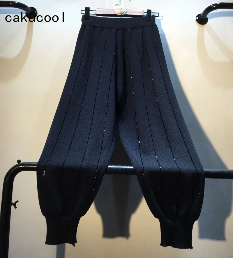 Cakucool 2019 Casual Heavy Diamond Beading Pants Elastic Waist Striped Knitted Slim Harem Pants Long Trousers Summer Female
Cakucool 2019 Casual Heavy Diamond Beading Pants Elastic Waist Striped Knitted Slim Harem Pants Long Trousers Summer Female