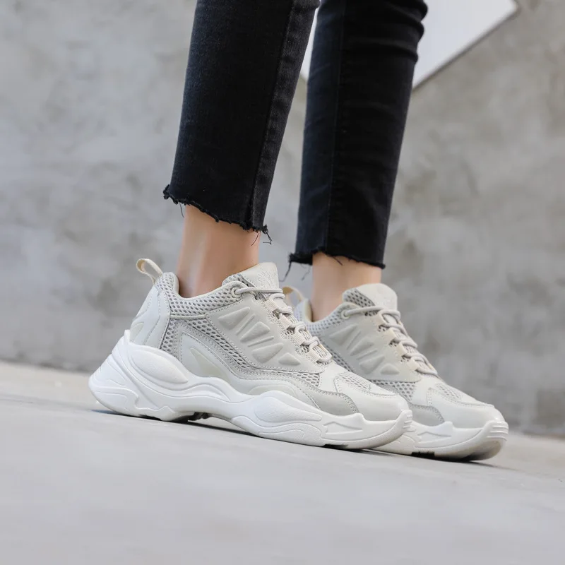 Lovers' New 2019 Summer Casual Sneakers Ladies' Breathable Mesh High-topping Shoes Running Shoes Luxury Shoes Women Designers
Lovers' New 2019 Summer Casual Sneakers Ladies' Breathable Mesh High-topping Shoes Running Shoes Luxury Shoes Women Designers