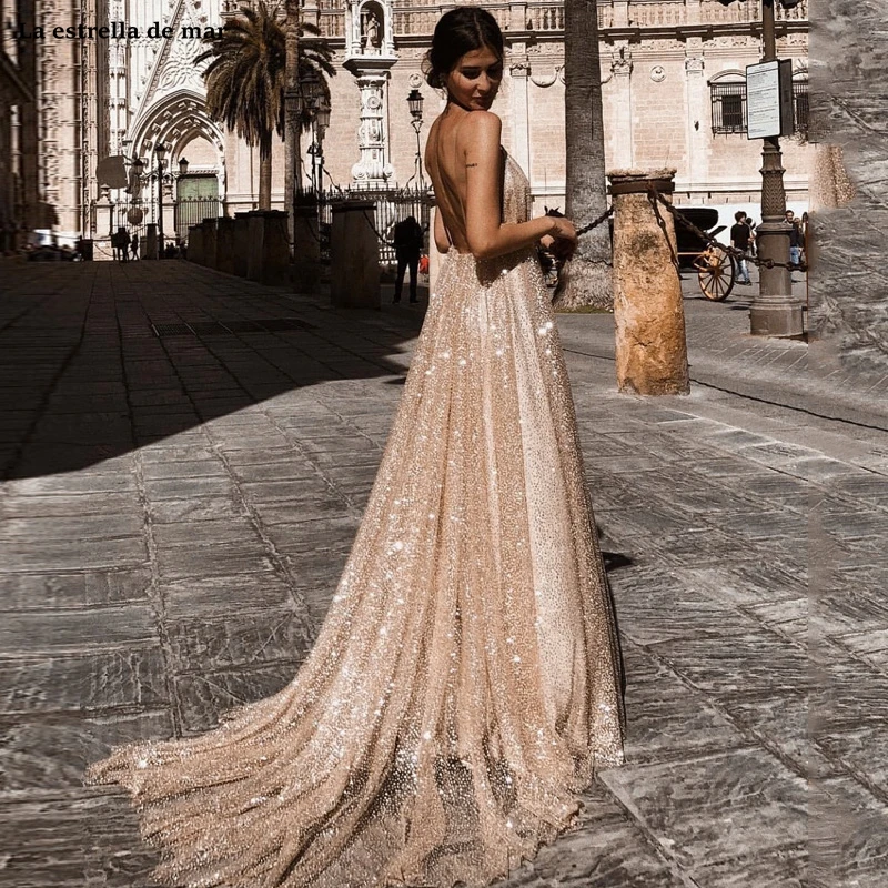 Vestidos de graduacion2019 new lace sequin Spaghetti Strap halter A Line Champagne gold silver prom dresses long gala jurk
Vestidos de graduacion2019 new lace sequin Spaghetti Strap halter A Line Champagne gold silver prom dresses long gala jurk