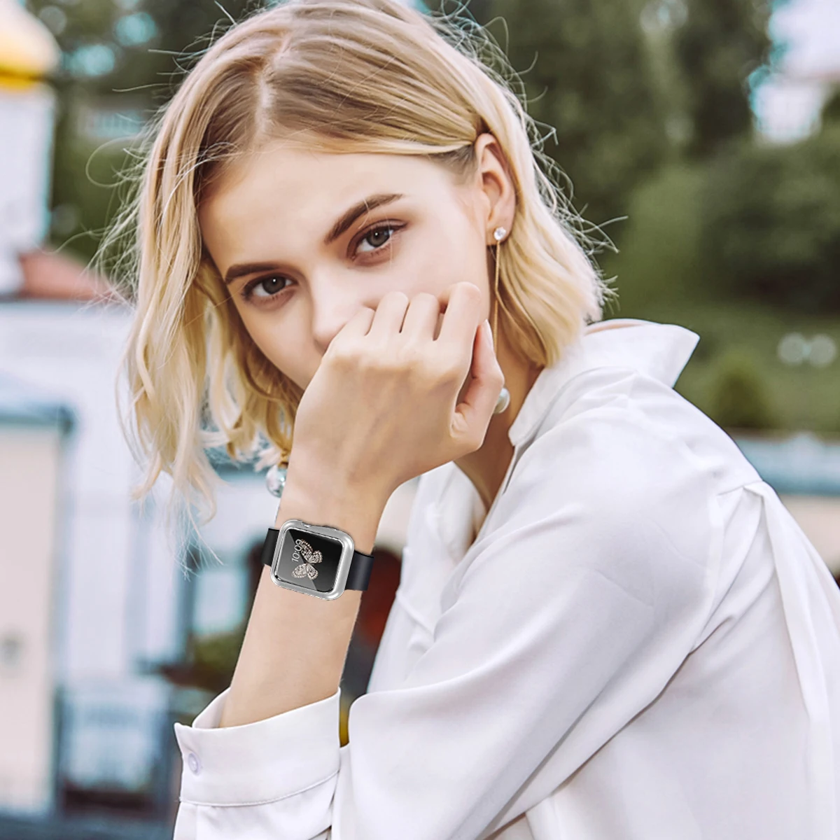apple watch series 4 girl