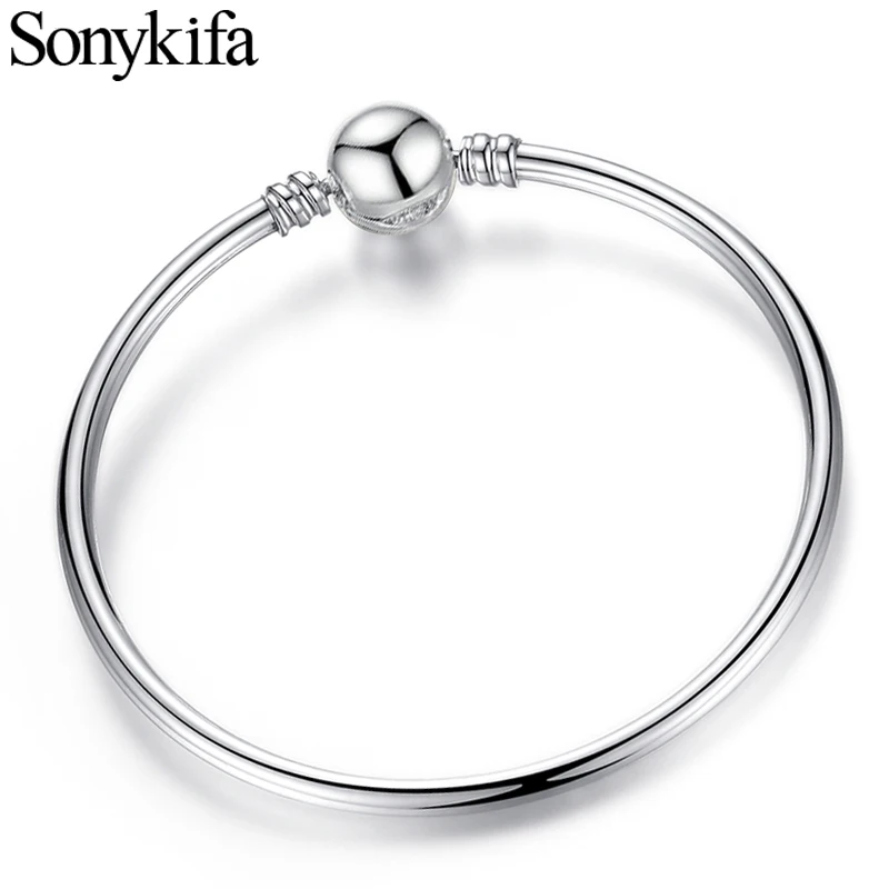 Sonykifa 2019 Hot Sale Heart Shape Charm Bracelet Silver Color Smooth Pandora Bracelets & Bangles for Women Fashion Jewelry Gift
Sonykifa 2019 Hot Sale Heart Shape Charm Bracelet Silver Color Smooth Pandora Bracelets & Bangles for Women Fashion Jewelry Gift