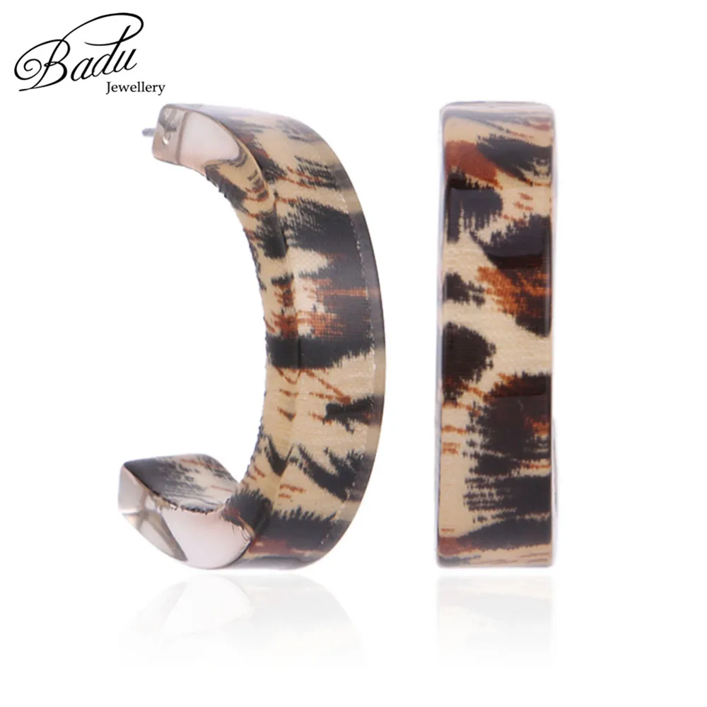 Badu Round Acetic Acid Stud Earring Leopard Pattern Vintage Wild Earrings for Women Fashion Jewelry for Christmas Wholesale
Badu Round Acetic Acid Stud Earring Leopard Pattern Vintage Wild Earrings for Women Fashion Jewelry for Christmas Wholesale