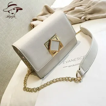 Fashion New European American Exclusive Chain Women Shoulder Bag Trendy Shield Lock Girls Crossbody Bags Leather Messenger Bag
Fashion New European American Exclusive Chain Women Shoulder Bag Trendy Shield Lock Girls Crossbody Bags Leather Messenger Bag