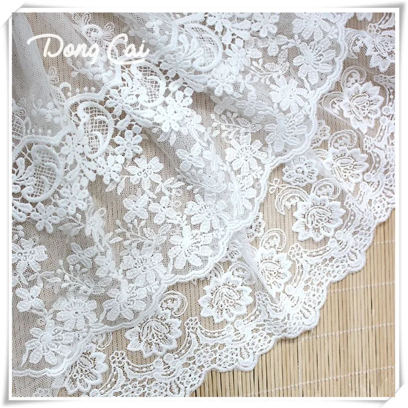 Dongcai 5yards/lot white lace cotton embroid lace sewing ribbon fabric guipure diy trims warp knitting DIY Garment Accessories
Dongcai 5yards/lot white lace cotton embroid lace sewing ribbon fabric guipure diy trims warp knitting DIY Garment Accessories