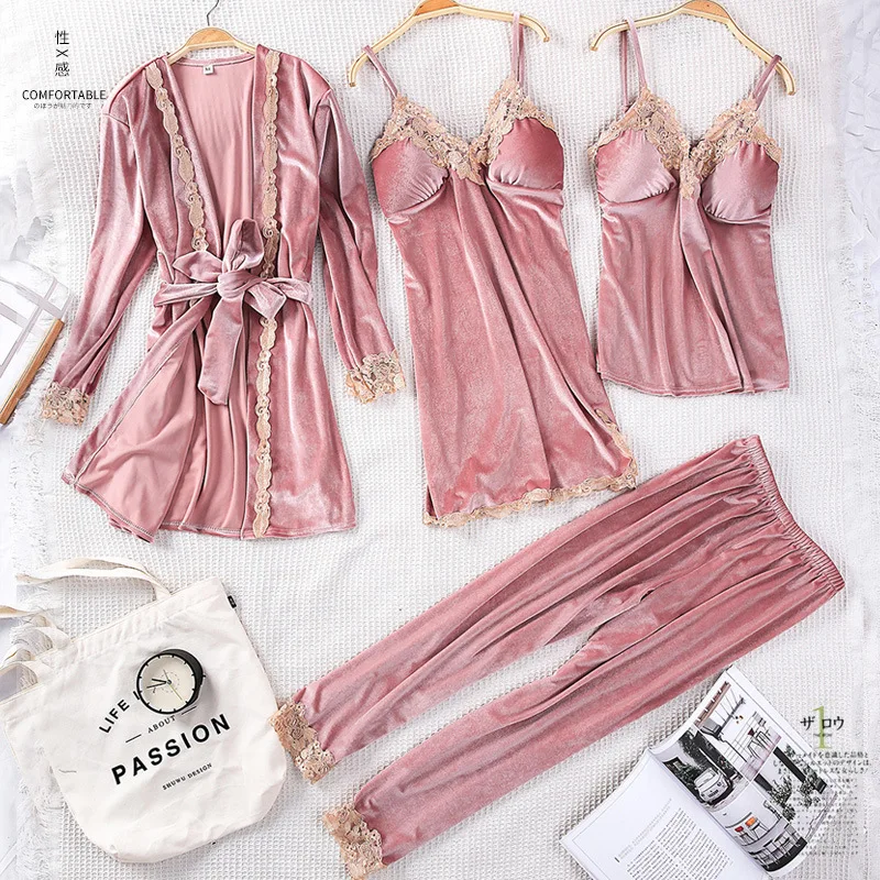 2019 Gold Velvet 4 Pcs Women Pajamas Sets Winter Warm Pyjama Femme Sexy Sleepwear Set Sleeveless Night Suit for Women Nightwear
2019 Gold Velvet 4 Pcs Women Pajamas Sets Winter Warm Pyjama Femme Sexy Sleepwear Set Sleeveless Night Suit for Women Nightwear