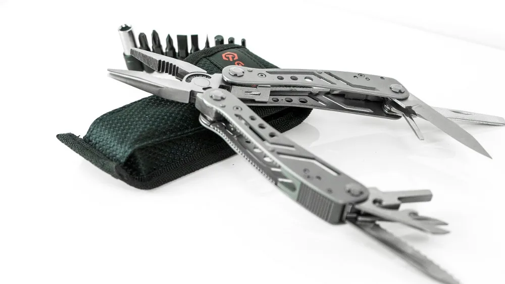 3028 plier 1