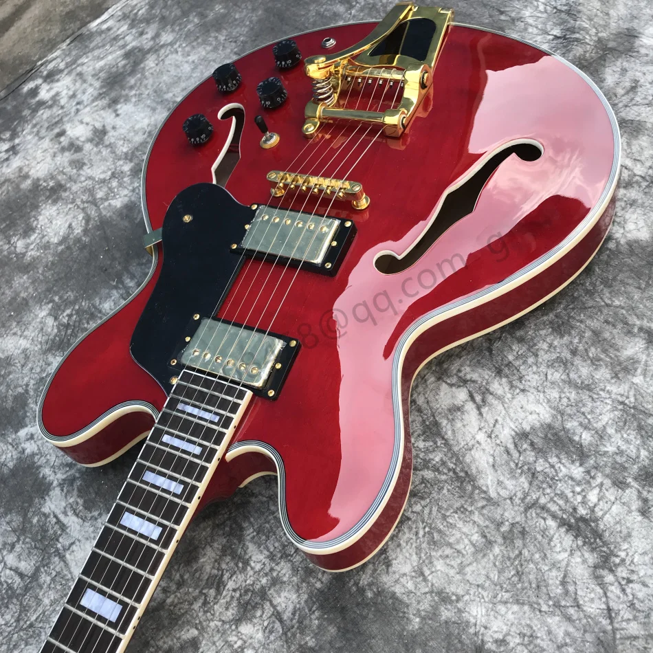 Free shipping Factory custom good Sound Wholesale new electric guitar Large rocker finger made 6 strings musical NO.1 Color gift
Free shipping Factory custom good Sound Wholesale new electric guitar Large rocker finger made 6 strings musical NO.1 Color gift