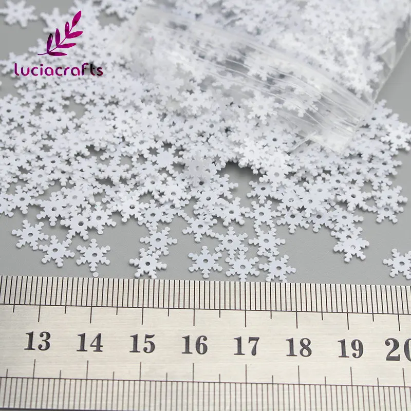 Description Picture 6 of item20garms  8mm Transparent /White Snow flake PVC Sequins Christmas Party Decoration DIY Crafts  Accessory D0106