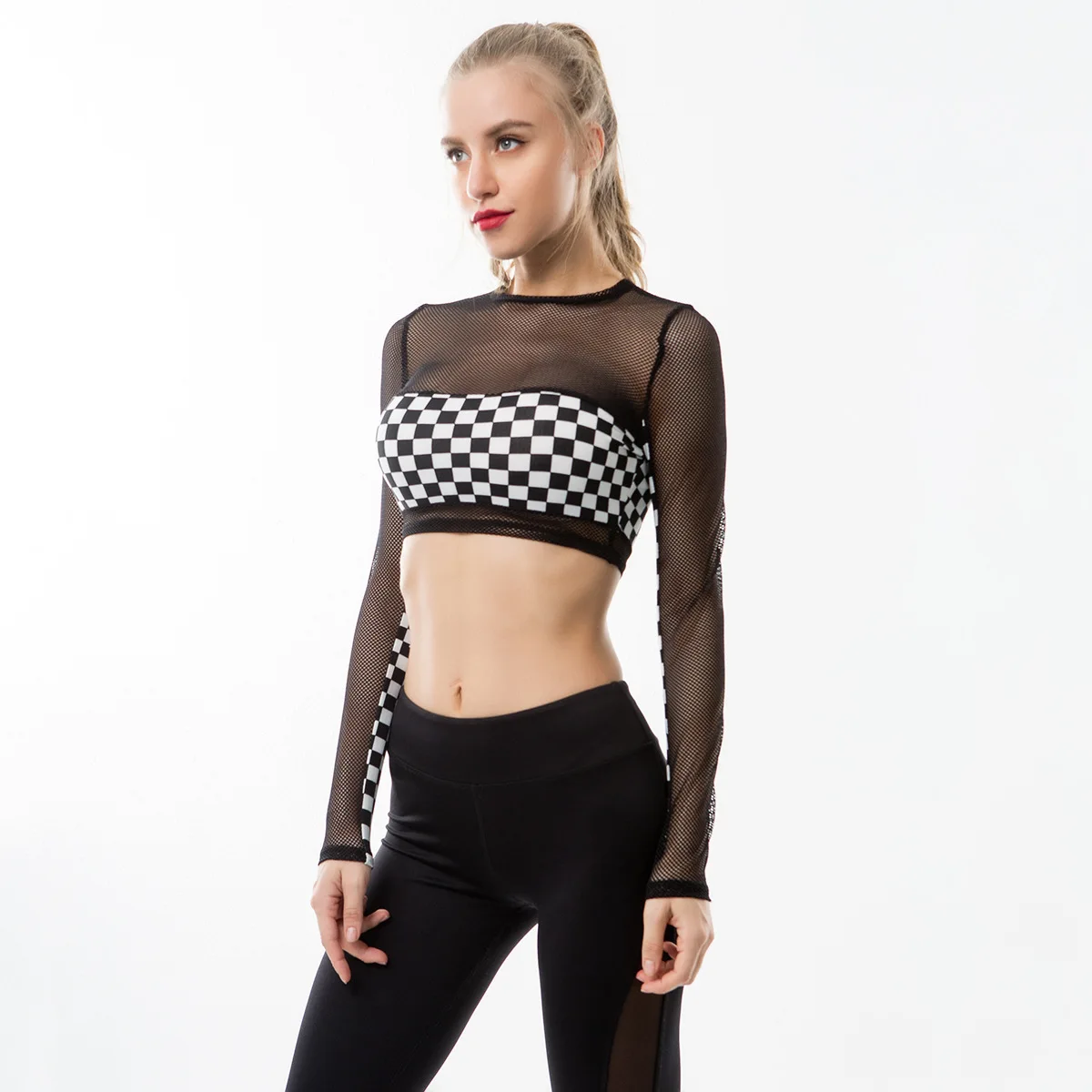 2018 New Women Summer Fashion Casual Checkerboard T-shirt Sexy Mesh See-through Cropped Top Tee Hollow Out Black Tshirt
2018 New Women Summer Fashion Casual Checkerboard T-shirt Sexy Mesh See-through Cropped Top Tee Hollow Out Black Tshirt