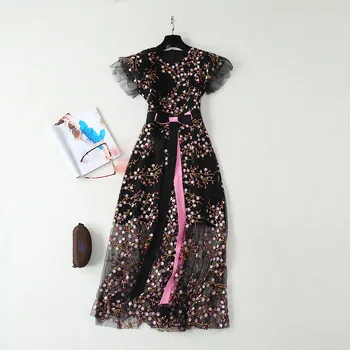 European and American women's clothing 2019 new summer Shirt collar Heavy mesh embroidery Bow dress
European and American women's clothing 2019 new summer Shirt collar Heavy mesh embroidery Bow dress