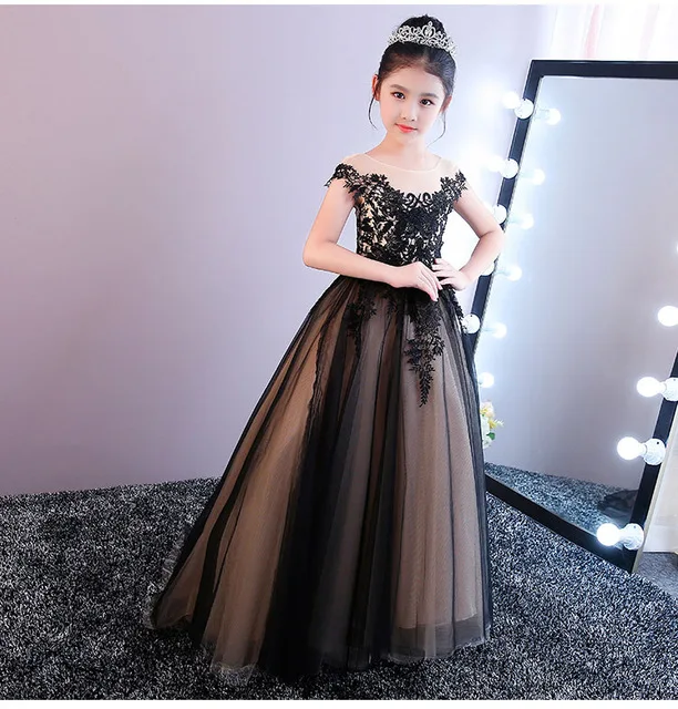 Long Trailing Flower Girl Dresses for Wedding Girls Party Dress Princess Children Ball Gown Holy First Communion Dresses 1-14T
Long Trailing Flower Girl Dresses for Wedding Girls Party Dress Princess Children Ball Gown Holy First Communion Dresses 1-14T