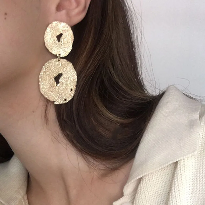 Vintage Gold Double Big Irregular Circle Statement Dangle Drop Long Earrings for Women Kpop Fashion Jewelry
Vintage Gold Double Big Irregular Circle Statement Dangle Drop Long Earrings for Women Kpop Fashion Jewelry
