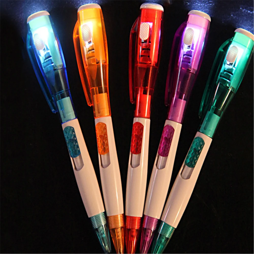 User-friendly design, easy to use, stationery, LED flash, ballpoint pen, plastic pen, random color
User-friendly design, easy to use, stationery, LED flash, ballpoint pen, plastic pen, random color