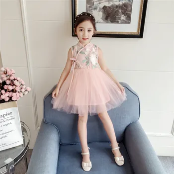 2019 Summer Chinese Style Embroidery Floral Sleeveless Mesh Ball Gown Tutu Girls Dress Vintage Children's cheongsam vestidos
2019 Summer Chinese Style Embroidery Floral Sleeveless Mesh Ball Gown Tutu Girls Dress Vintage Children's cheongsam vestidos