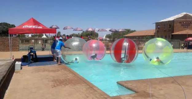 aqua ball / human hamster ball / running ball water
aqua ball / human hamster ball / running ball water