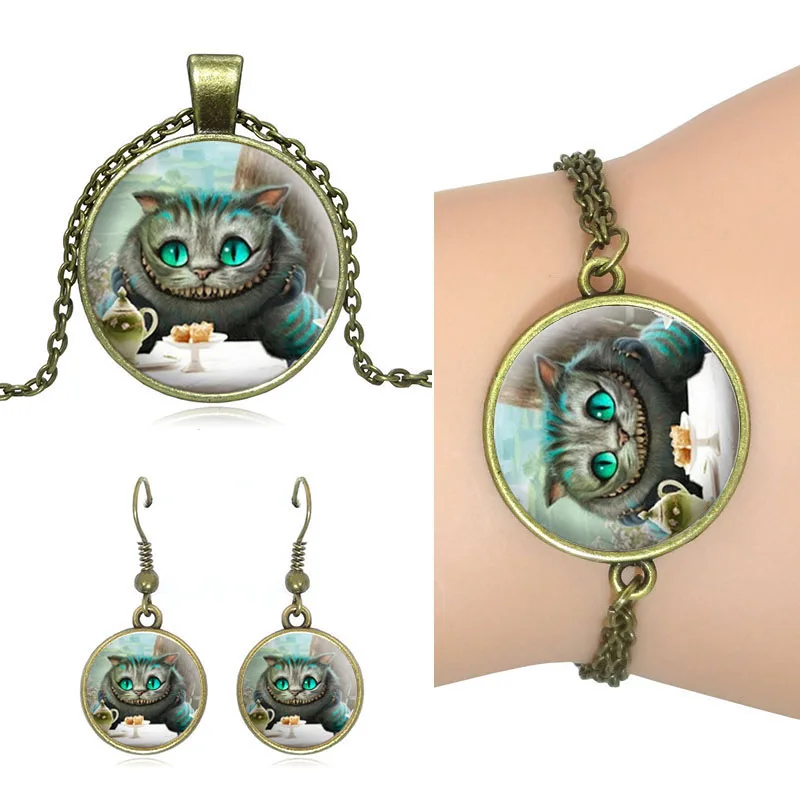XUSHUI XJ Alice in Wonderland women jewelry set Cheshire Cat Glass Dome Pendant Bronze Necklace Stud Earrings Bracelets Set
XUSHUI XJ Alice in Wonderland women jewelry set Cheshire Cat Glass Dome Pendant Bronze Necklace Stud Earrings Bracelets Set